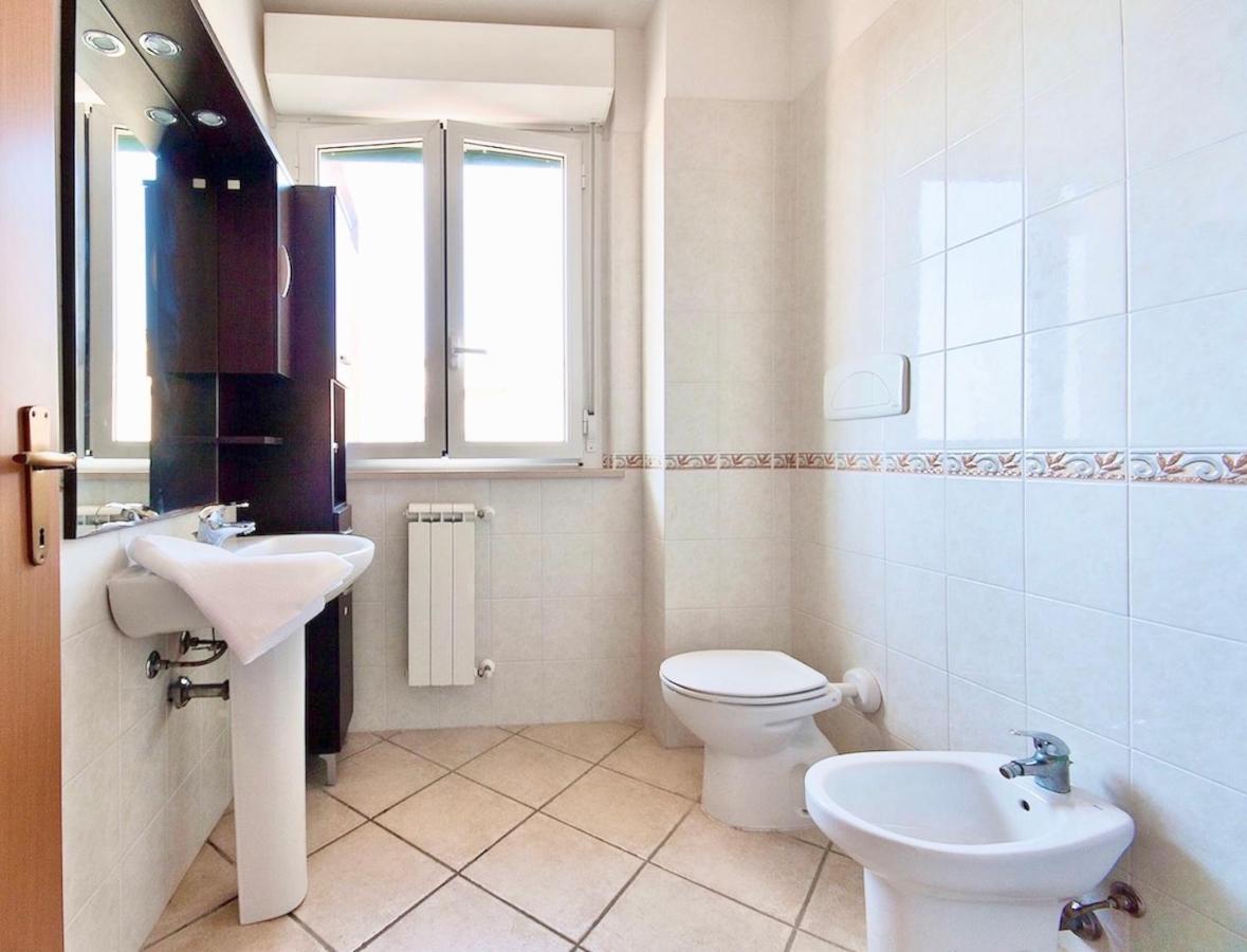 Isa-Apartments 4 Beds In Residence With Swimming-Pool In San Vincenzo, Just 600 Meters From The Sea Ngoại thất bức ảnh