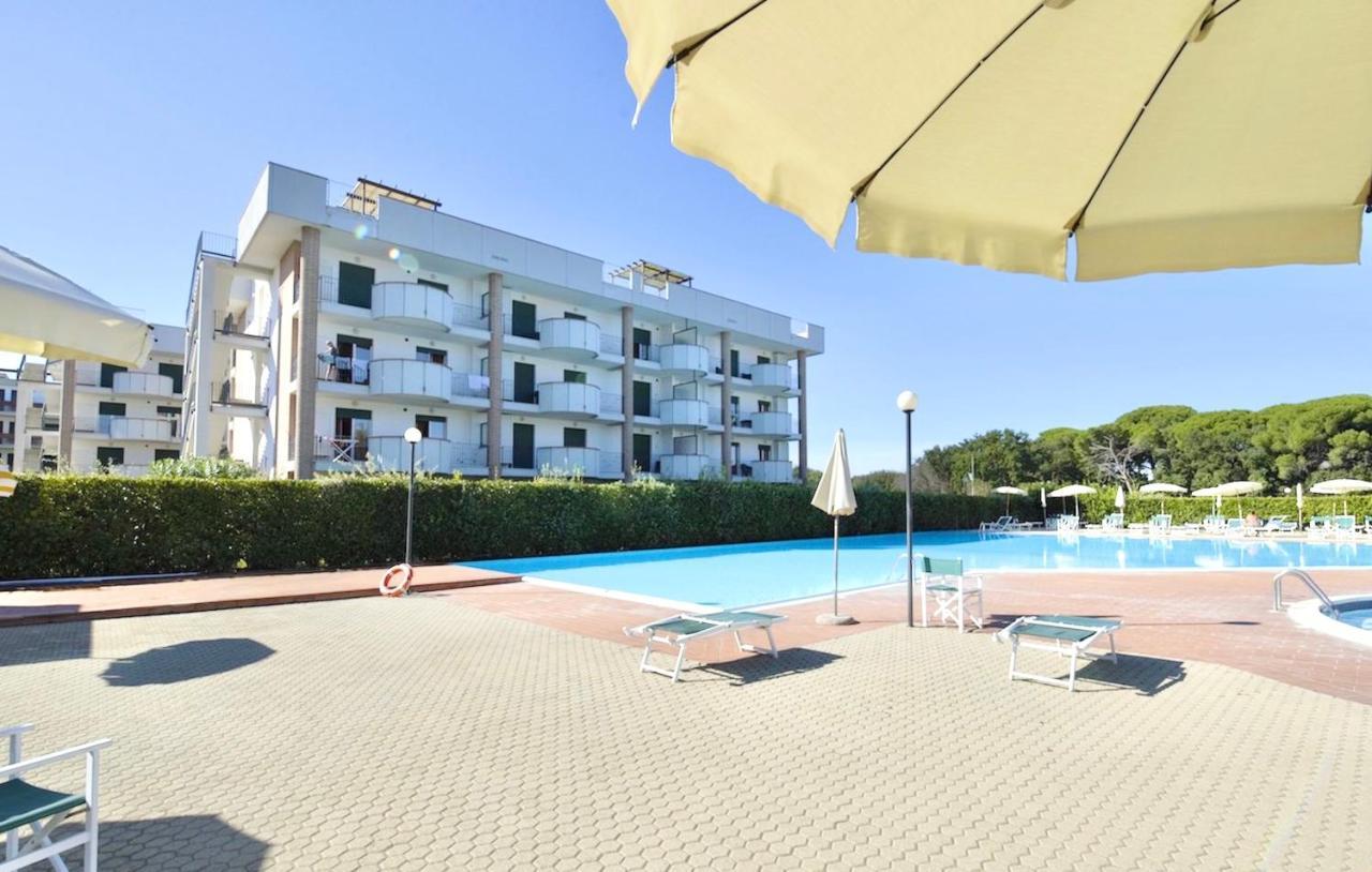 Isa-Apartments 4 Beds In Residence With Swimming-Pool In San Vincenzo, Just 600 Meters From The Sea Ngoại thất bức ảnh
