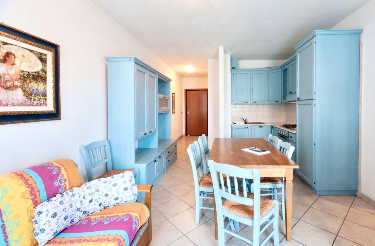 Isa-Apartments 4 Beds In Residence With Swimming-Pool In San Vincenzo, Just 600 Meters From The Sea Ngoại thất bức ảnh